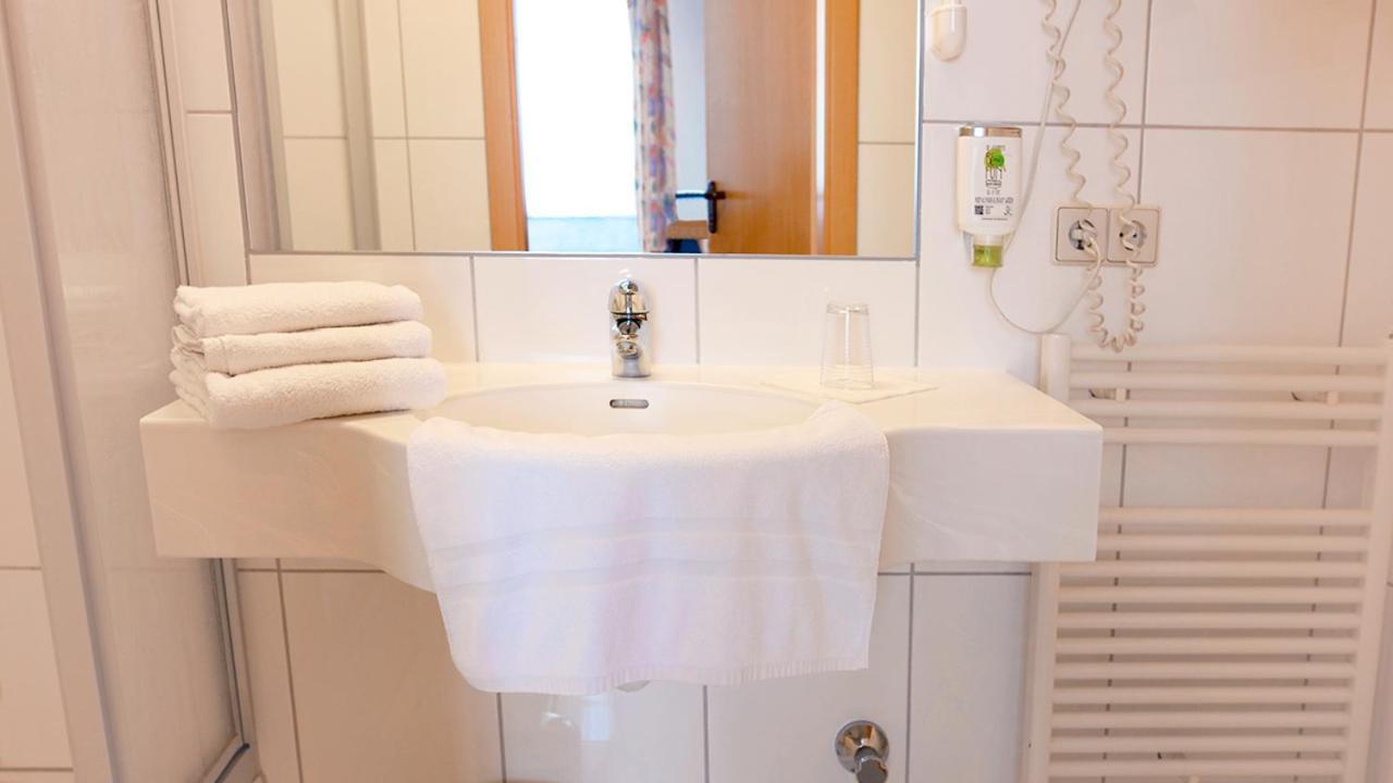Hotel Gasthof Adler Ulm Dış mekan fotoğraf