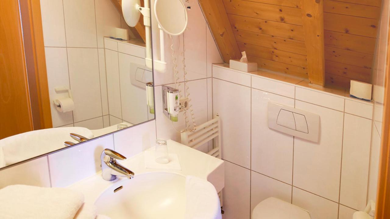 Hotel Gasthof Adler Ulm Dış mekan fotoğraf
