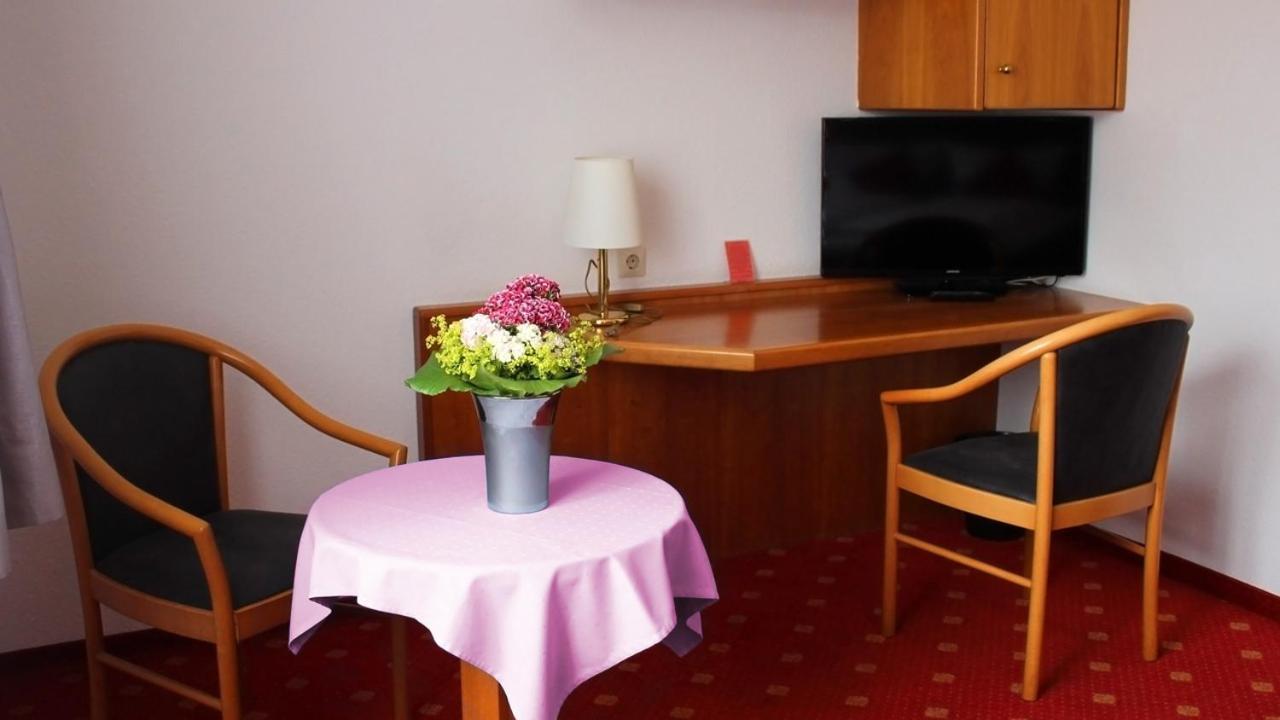 Hotel Gasthof Adler Ulm Dış mekan fotoğraf