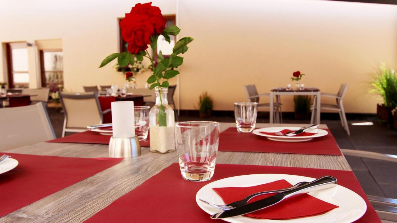 Hotel Gasthof Adler Ulm Dış mekan fotoğraf