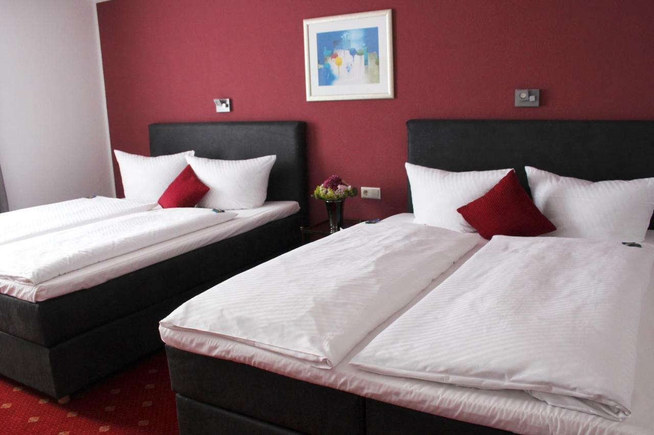 Hotel Gasthof Adler Ulm Dış mekan fotoğraf