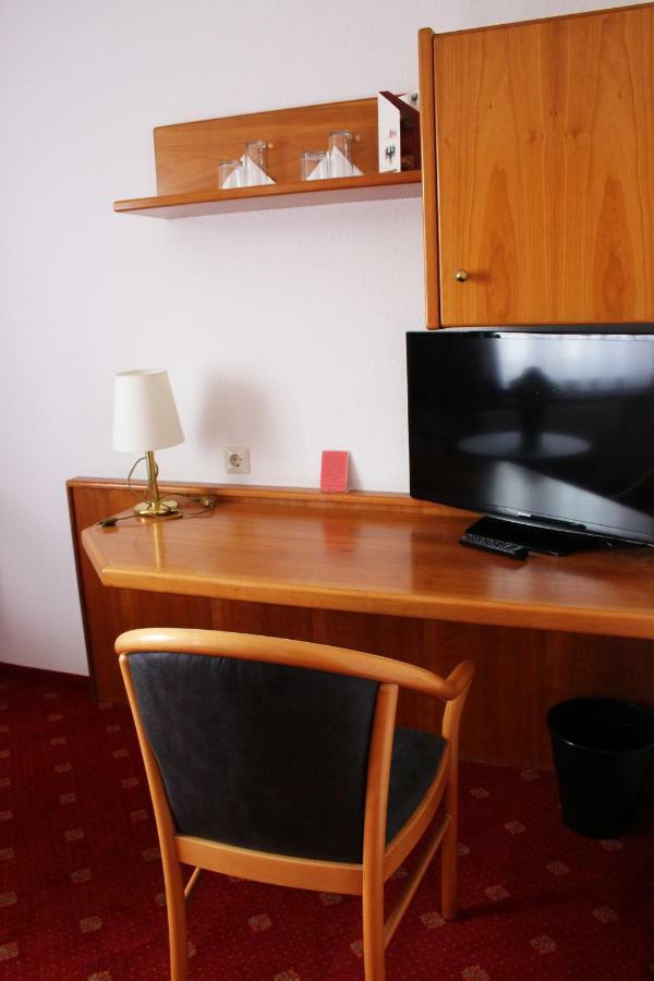 Hotel Gasthof Adler Ulm Dış mekan fotoğraf