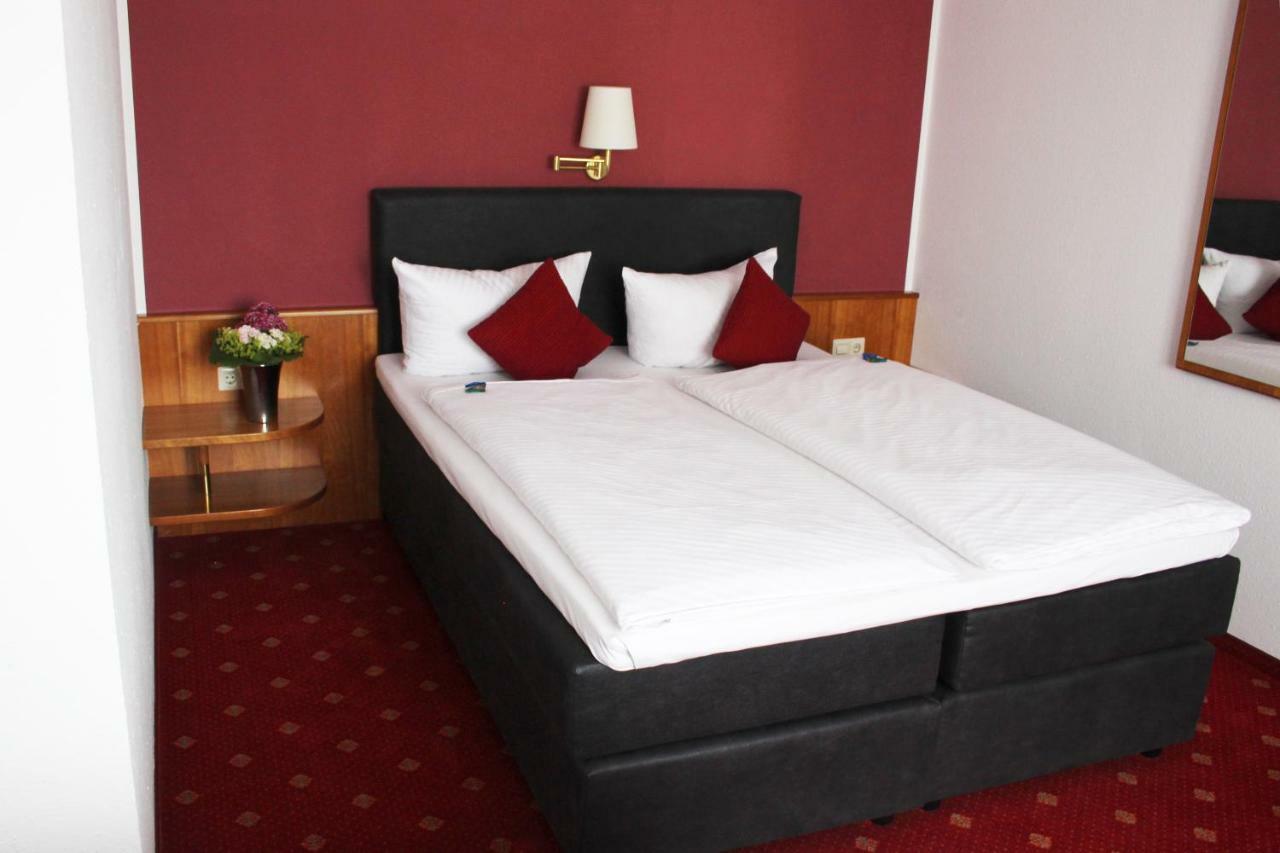 Hotel Gasthof Adler Ulm Dış mekan fotoğraf