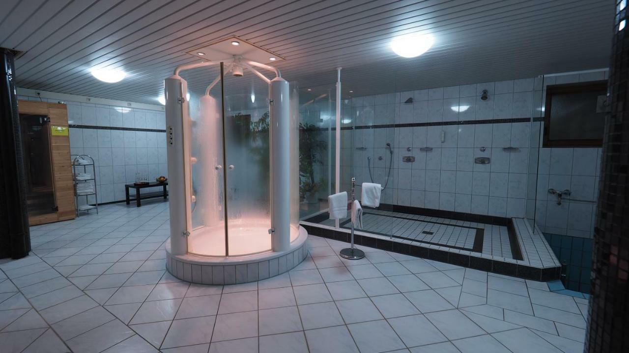Hotel Gasthof Adler Ulm Dış mekan fotoğraf